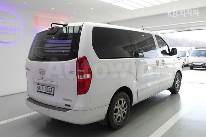 Hyundai Starex 2013 — 4