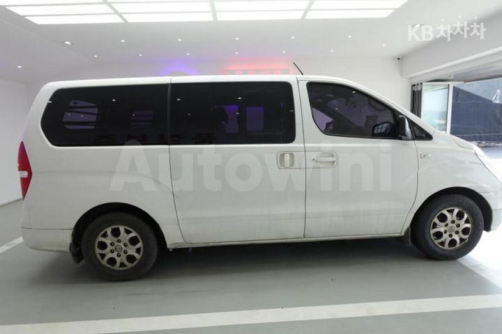 Hyundai Starex 2013 — 5