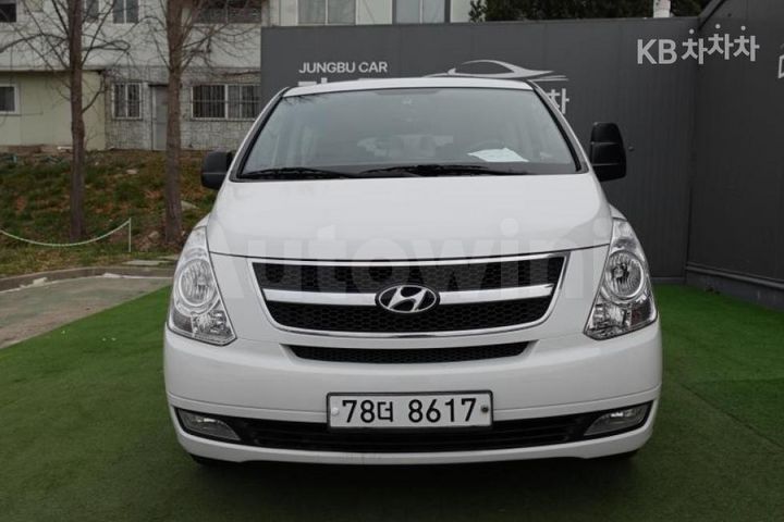Hyundai Starex 2015 — 2