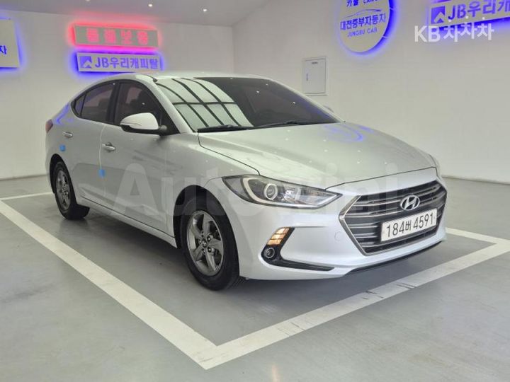 Hyundai Avante 2017 — 2