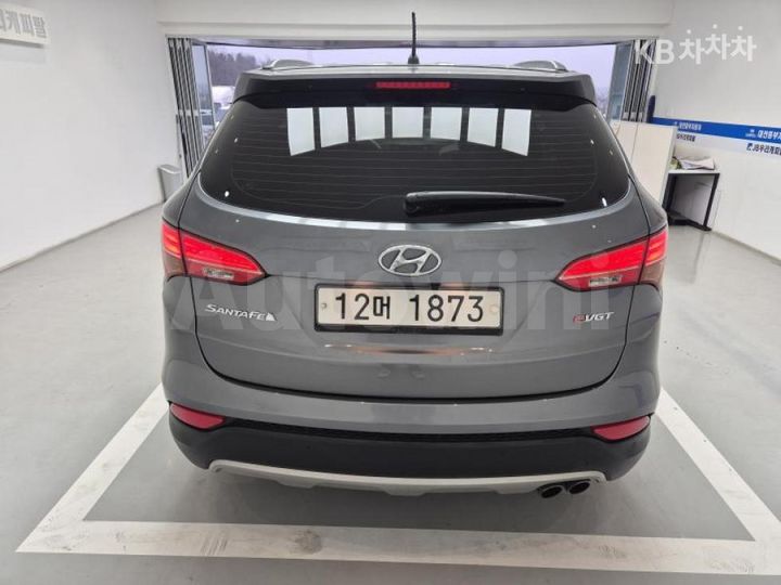 Hyundai SantaFe 2014 — 3