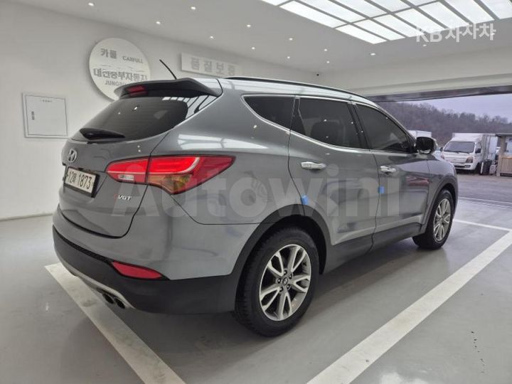Hyundai SantaFe 2014 — 4