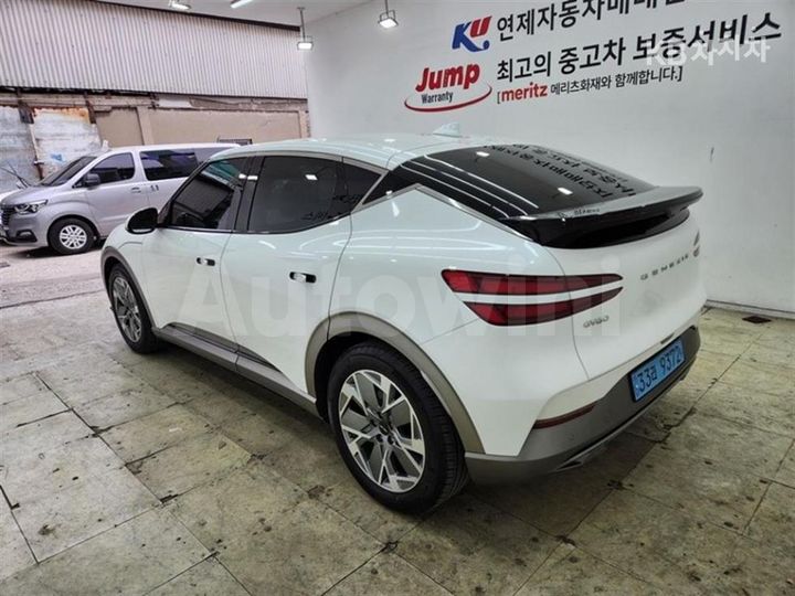 Genesis GV60 2023 — 4