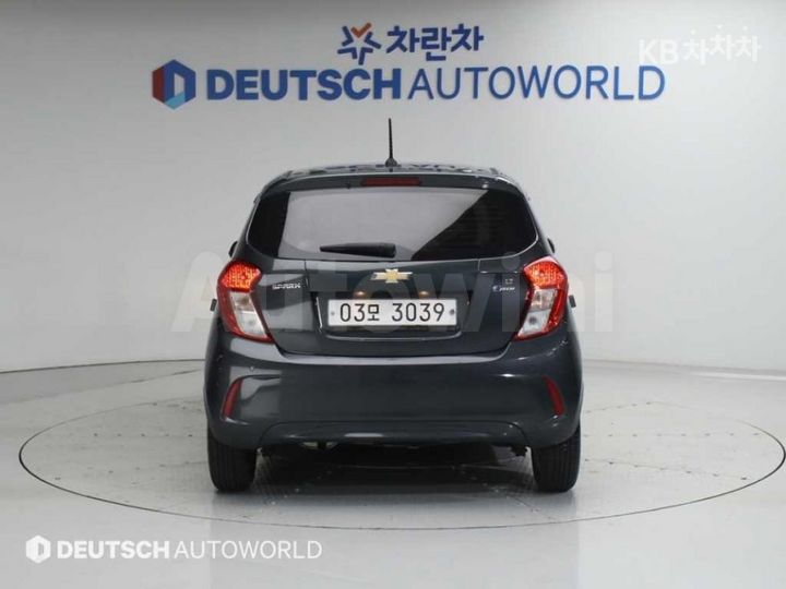 Chevrolet Spark 2018 — 4