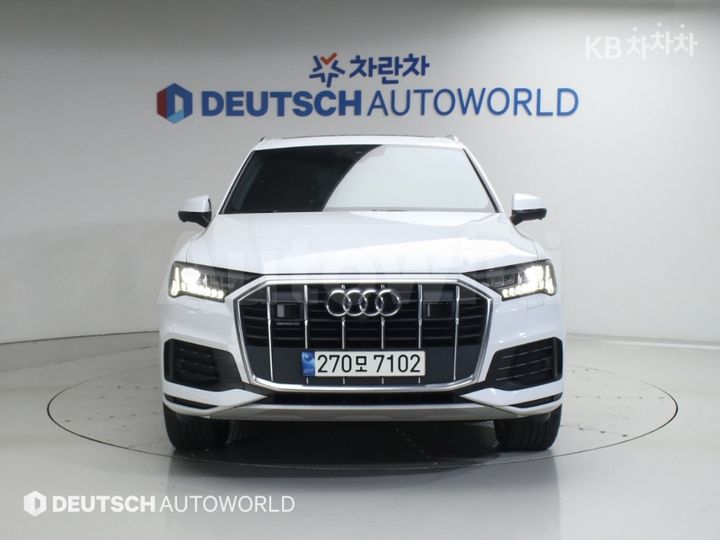 Audi Q7 2021 WAUZZZ4M2MD031440 — 3