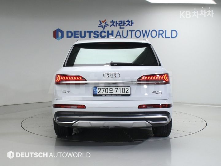 Audi Q7 2021 WAUZZZ4M2MD031440 — 4