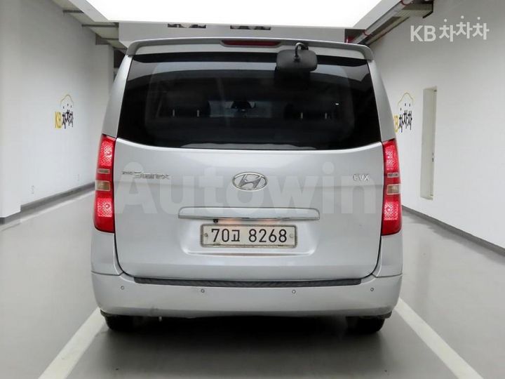 Hyundai Starex 2008 — 3