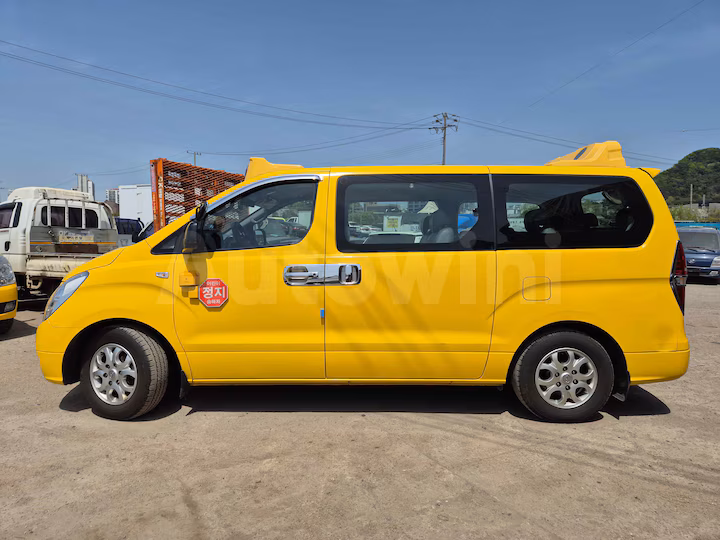 Hyundai Starex 2015 — 2