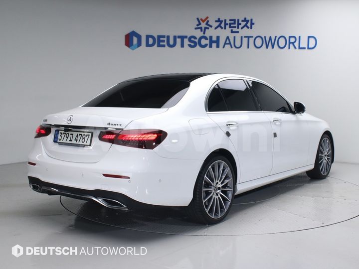 Mercedes Benz E Class
