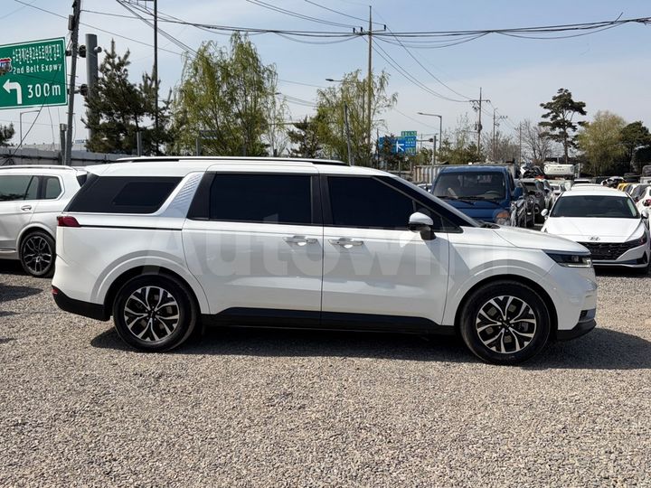 Kia Carnival 2023 — 5