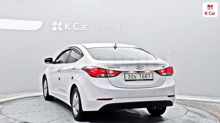 Hyundai Avante 2015 — 2