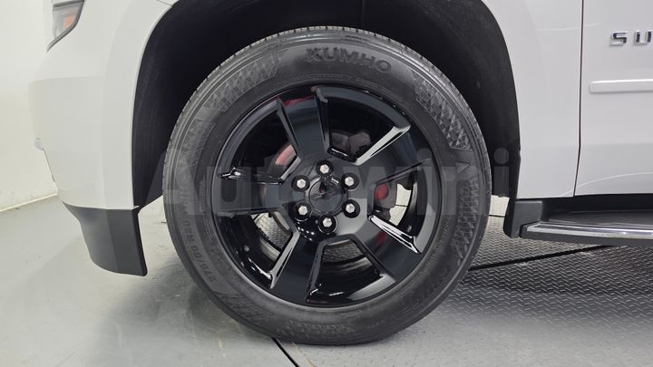Chevrolet Suburban 2017 — 5