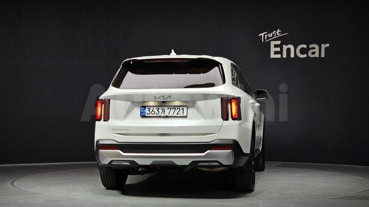 Kia Sorento 2025 — 4