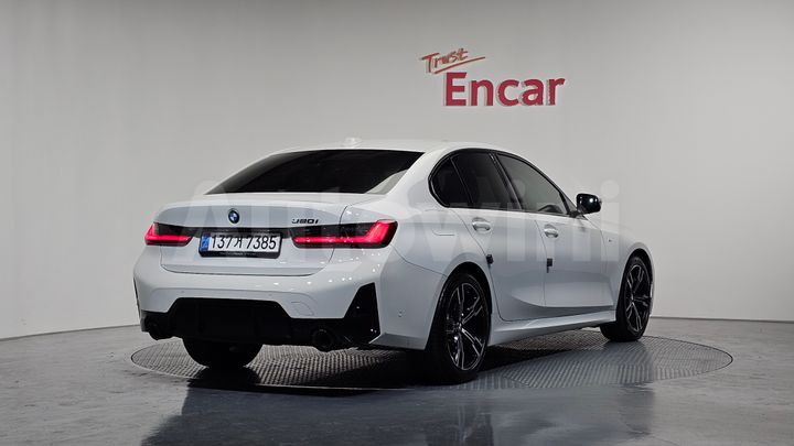 BMW 3 Series 2024 — 2