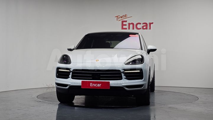 Porsche Cayenne 2023 — 2