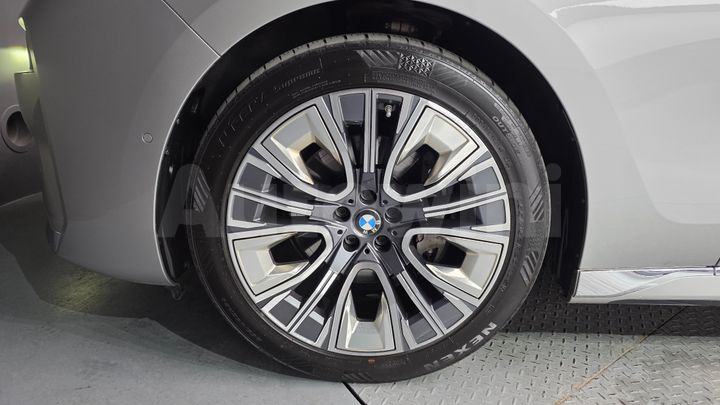 BMW 7 Series 2023 — 5