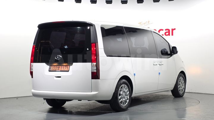 Hyundai Staria 2022 — 2