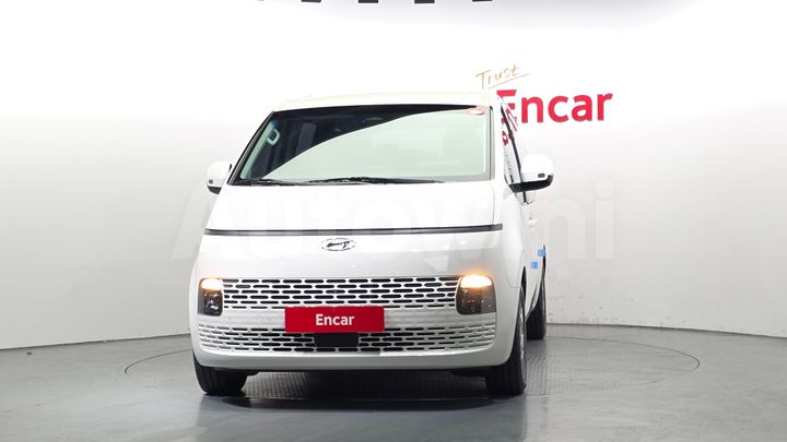 Hyundai Staria 2022 — 3