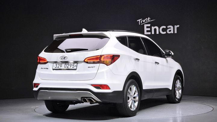 Hyundai SantaFe 2017 — 2