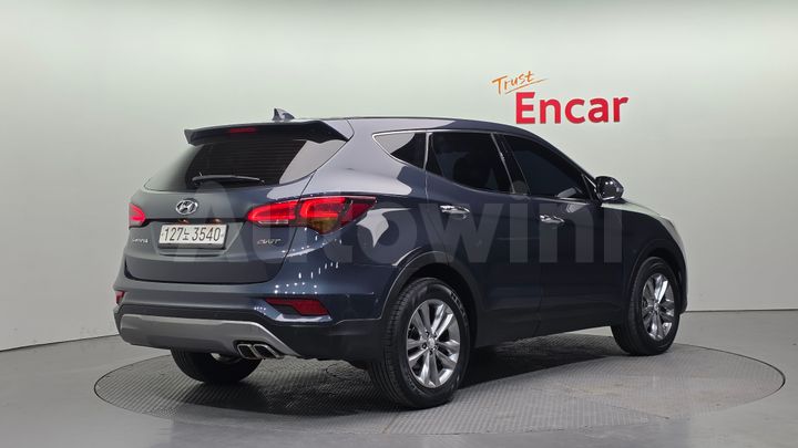 Hyundai SantaFe 2017 — 2