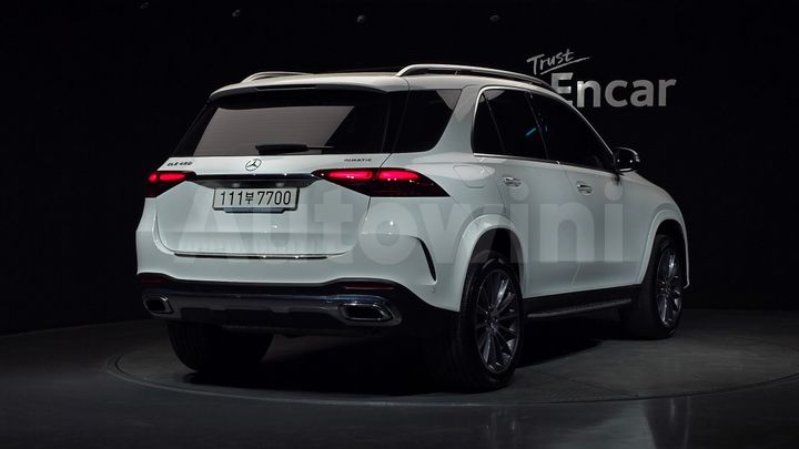 Mercedes Benz GLE Class 2024 — 2
