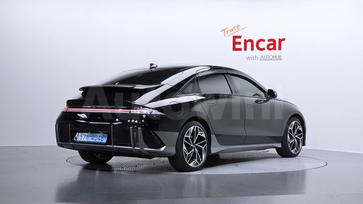 Hyundai Ioniq 2023 — 2