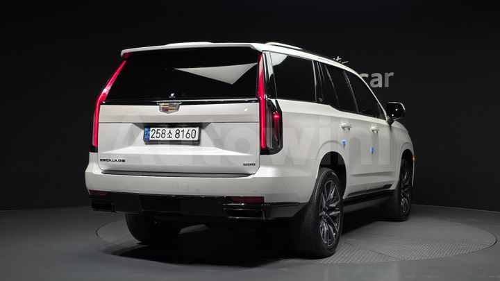 Cadillac Escalade 2022 — 2