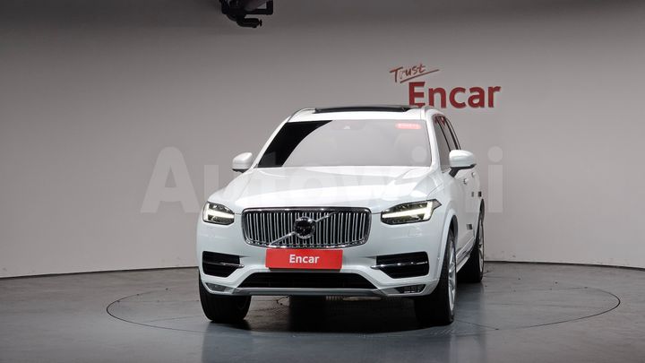 Volvo XC90 2017 — 2