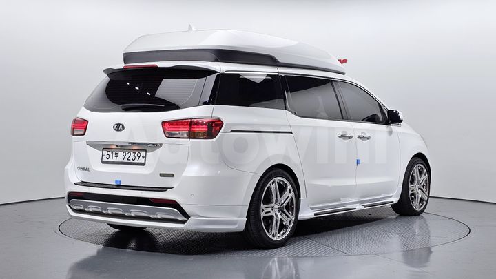 Kia Carnival 2015 — 2