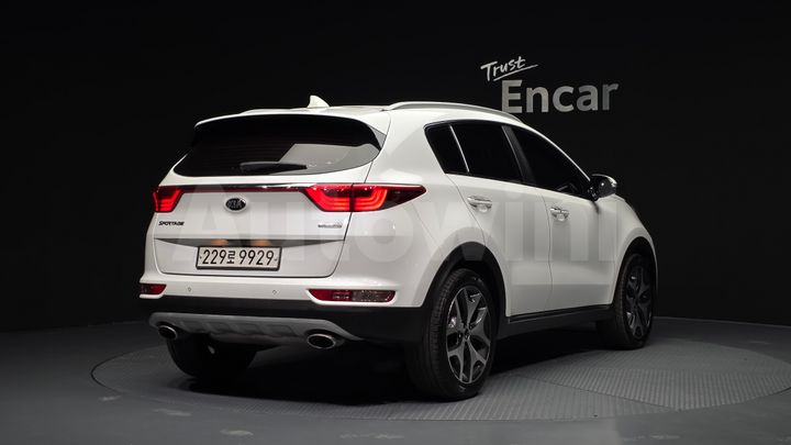 Kia Sportage 2018 — 2