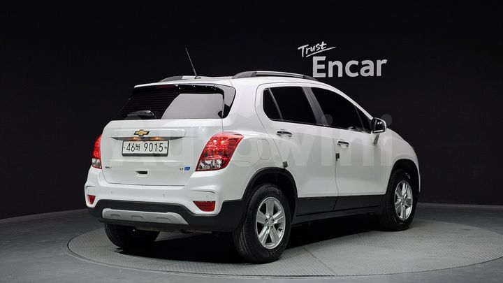 Chevrolet Trax 2017 — 2