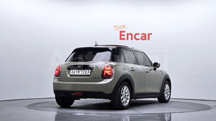 Mini Cooper 2020 — 2