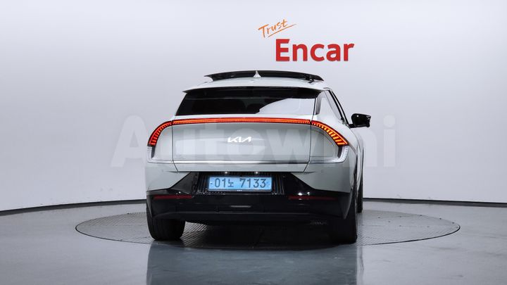 Kia EV6 2022 — 3