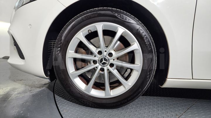 Mercedes Benz A Class 2019 — 5