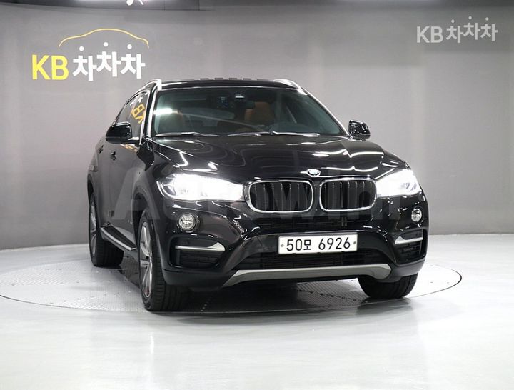 BMW X6 2017 — 2