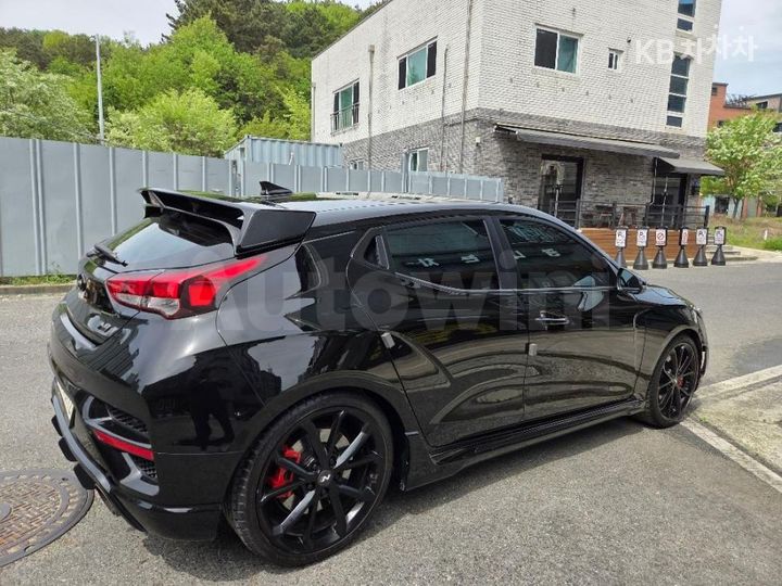 Hyundai Veloster 2021 — 4