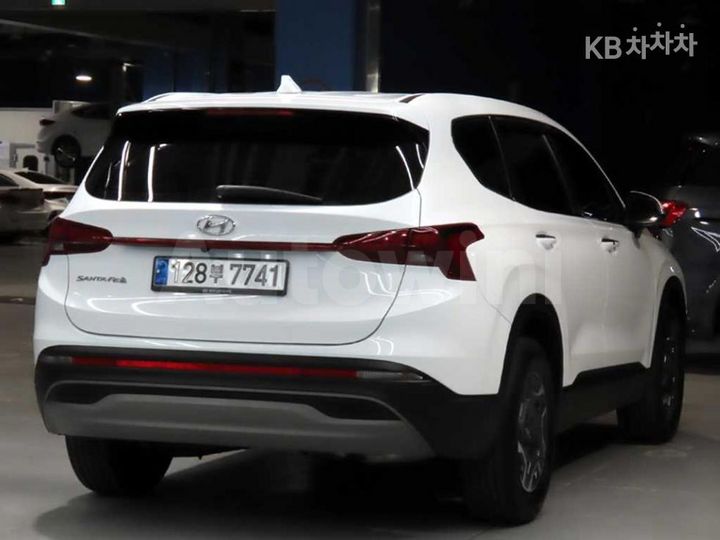 Hyundai SantaFe 2023 — 4
