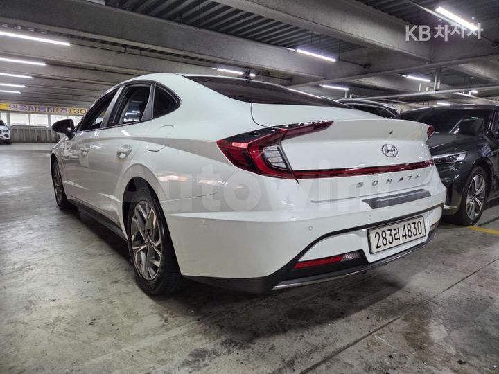 Hyundai Sonata 2021 — 4