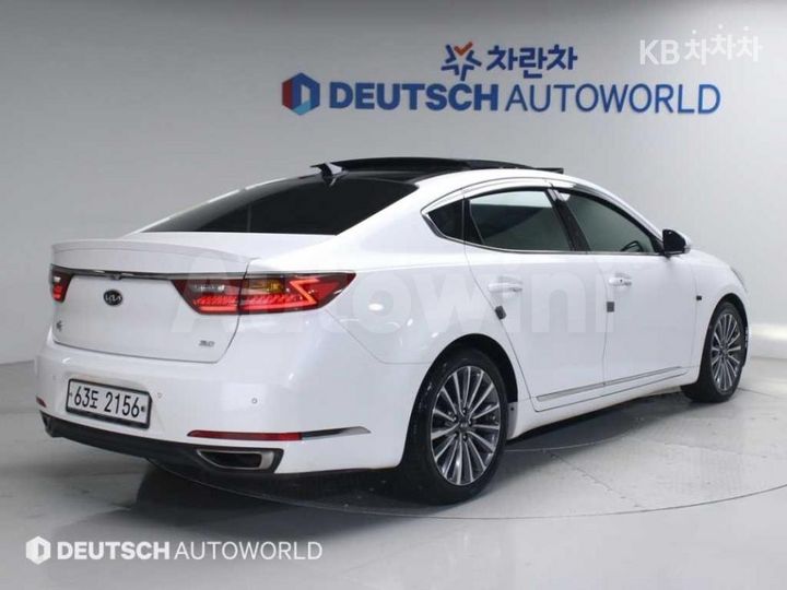 Kia K7 2017 — 2