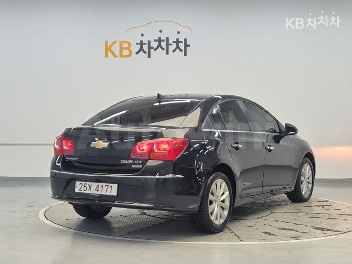 Chevrolet Cruze 2015 — 3