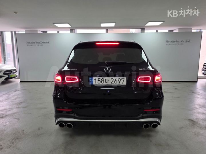 Mercedes Benz GLC Class 2022 — 3