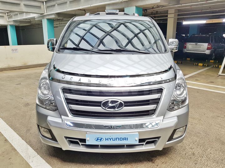 Hyundai Starex 2017 — 3