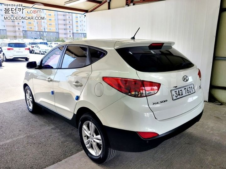 Hyundai Tucson 2010 — 2