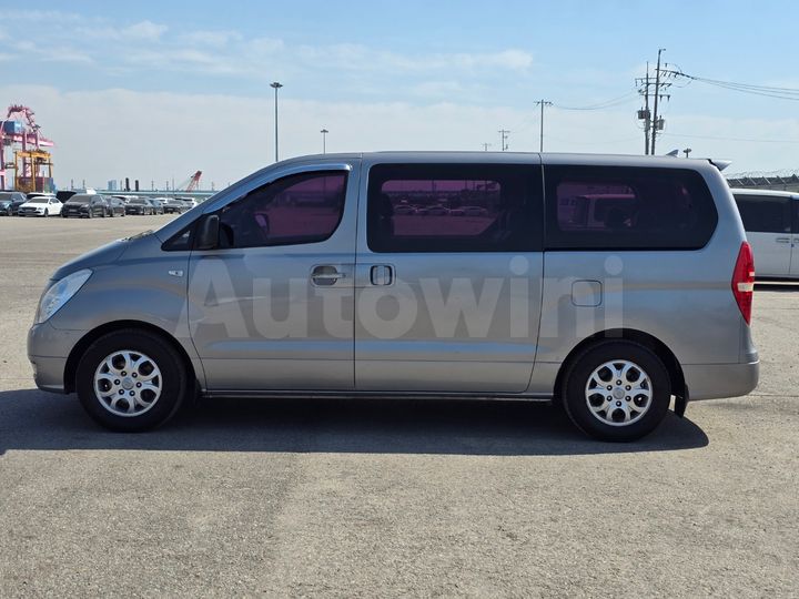 Hyundai Starex 2013 — 3