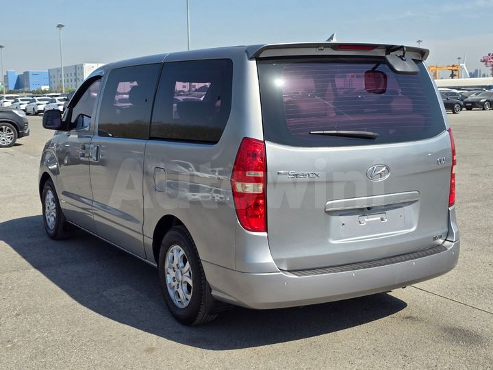Hyundai Starex 2013 — 4