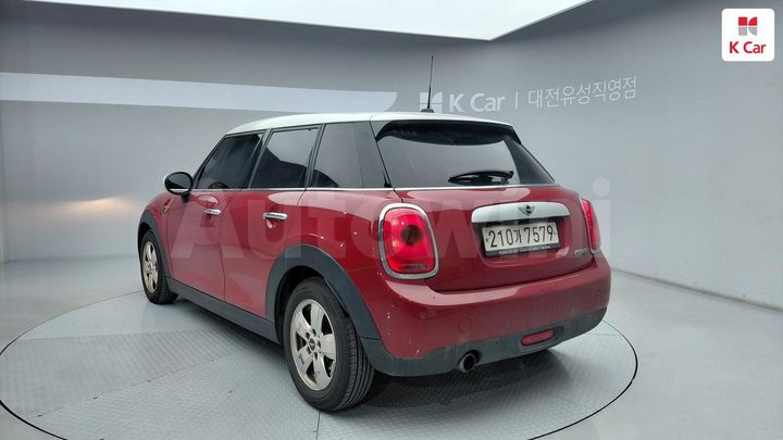 Mini Cooper 2015 — 2