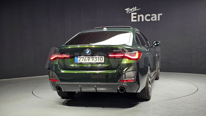 BMW 4 Series 2022 — 4