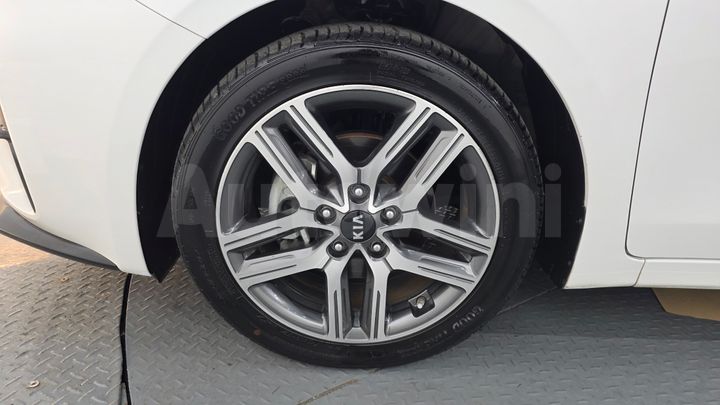 Kia K3 2021 — 5