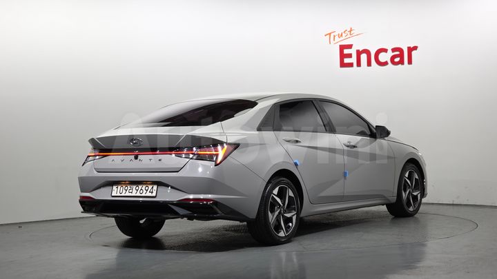 Hyundai Avante 2022 — 2