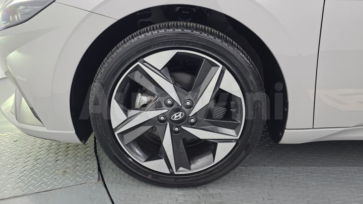 Hyundai Avante 2022 — 5